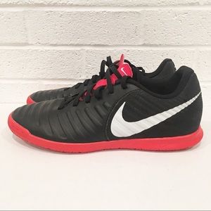 Nike Tiemo Indoor Soccer Shoes 6